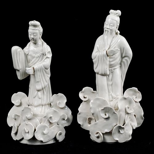 PAIR CHINESE BLANC DE CHINE FIGURINESDESCRIPTION  3919a9