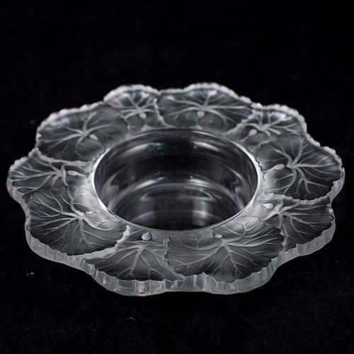 LALIQUE CRYSTAL "HONFLEUR" DISHDESCRIPTION: