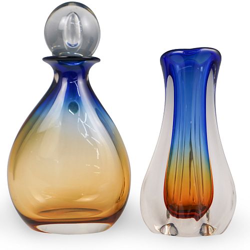 (2 PC) ART GLASSWARE PAIRDESCRIPTION: