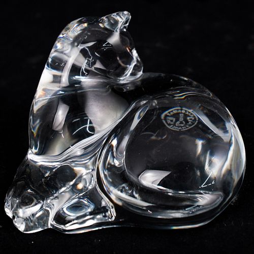 BACCARAT CRYSTAL CAT PAPERWEIGHTDESCRIPTION: