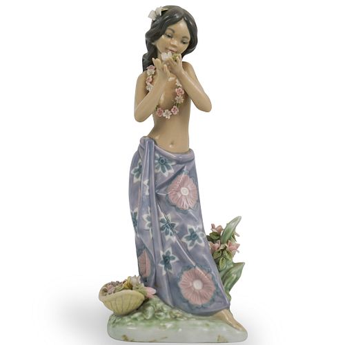 LLADRO "AROMA OF THE ISLAND" FIGURINEDESCRIPTION: