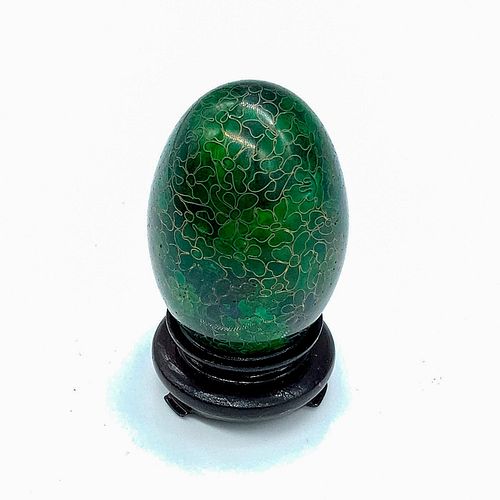 BEAUTIFUL GREEN CLOISONNE EGG ON WOODEN