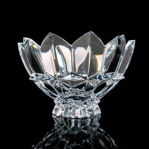 PRETTY CLEAR GLASS SERVING BOWLFloral