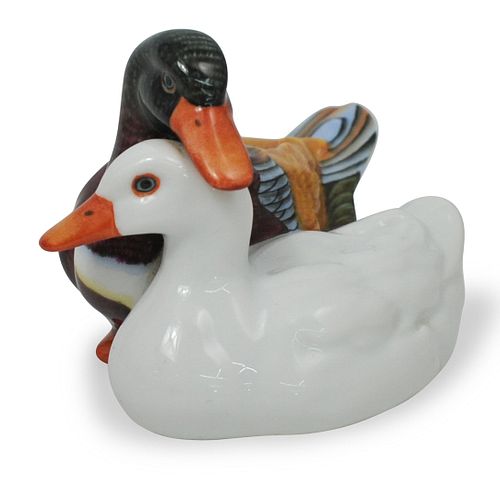 HEREND PORCELAIN DOUBLE DUCK FIGURINEDESCRIPTION  392090