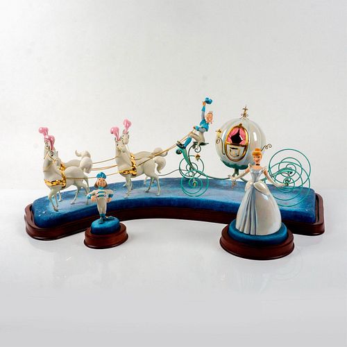 WALT DISNEY CLASSICS CINDERELLA FIGURES,