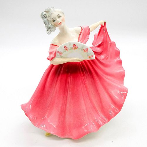 ELAINE HN3307 ROYAL DOULTON FIGURINEPeggy 394b15