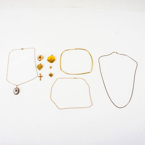 11PC GOLD FILLED NECKLACE AND LOCKET 394d45