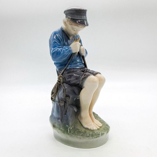 VINTAGE ROYAL COPENHAGEN FIGURINE  394f69