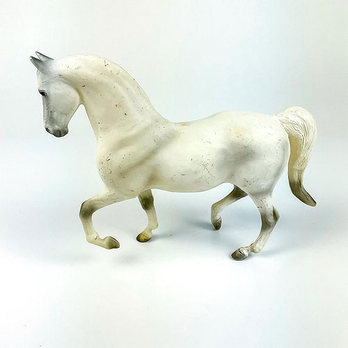BREYER MODEL HORSE, LIPIZZANER