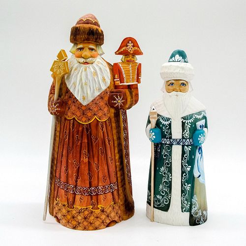 PAIR OF VINTAGE RUSSIAN HAND CARVED 395108