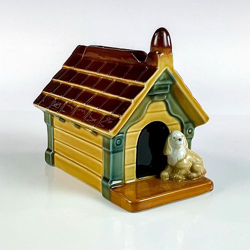 VINTAGE WADE WHIMSY PUPPY DOG KENNEL 395144