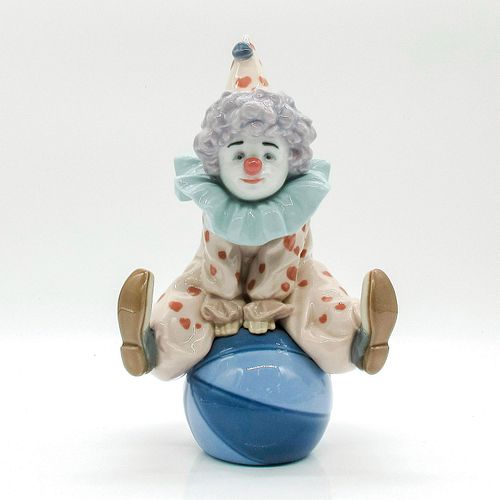 HAVING A BALL 1005813 - LLADRO