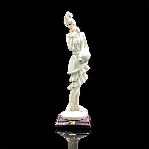 GIUSEPPE ARMANI FIGURINE, LADY WITH