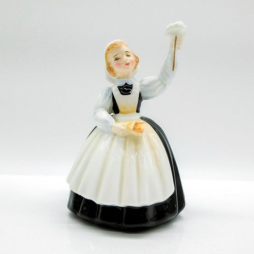 MOTHER S HELP HN2151 ROYAL DOULTON 395486