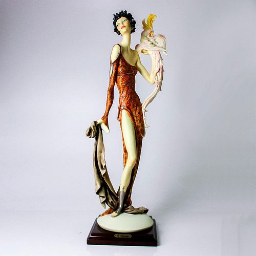 GIUSEPPE ARMANI FIGURINE, LADY WITH