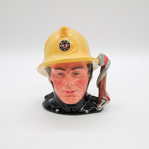 FIREMAN D6839 SMALL ROYAL DOULTON 395b4b