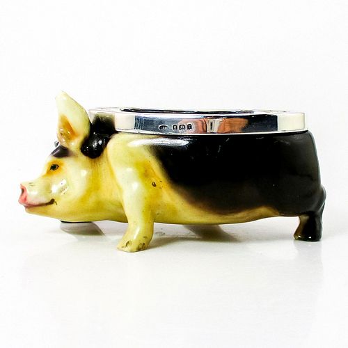 ROYAL DOULTON PIG BOWL WITH HALLMARKED 395ca5