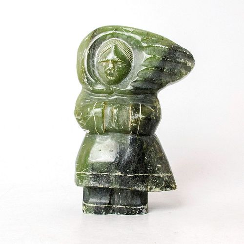 INUIT SOAPSTONE SCULPTURE SIGNED  395f08