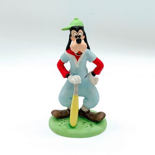 WALT DISNEY CERAMIC FIGURINE, GOOFYDepicts