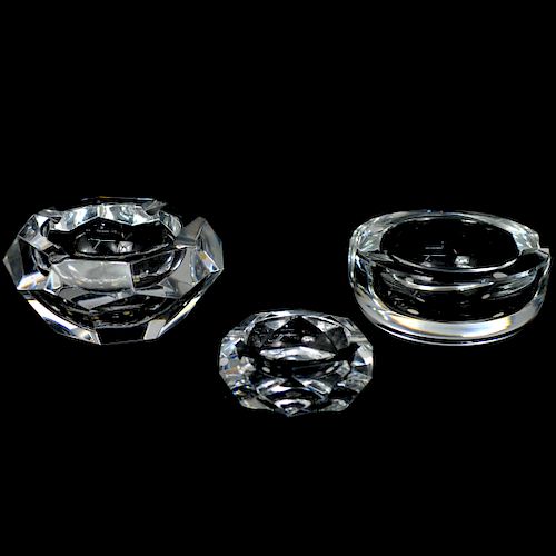  3 PC BACCARAT CUT CRYSTAL ASHTRAYSDESCRIPTION  393ab2