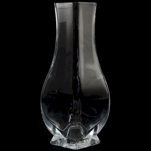 BACCARAT CRYSTAL VASEDESCRIPTION  393ad9