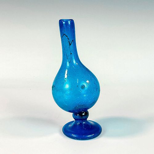 VINTAGE SMALL BLUE ART GLASS FOOTED 393c2f