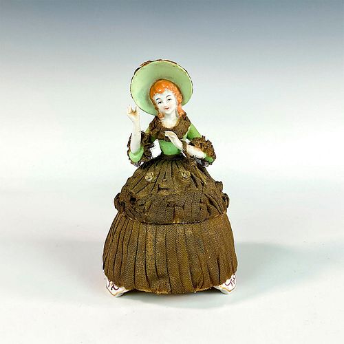 PORCELAIN FIGURINE MUSIC TRINKET