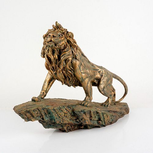 VINTAGE LARGE PAINTED RESIN LION 393caa