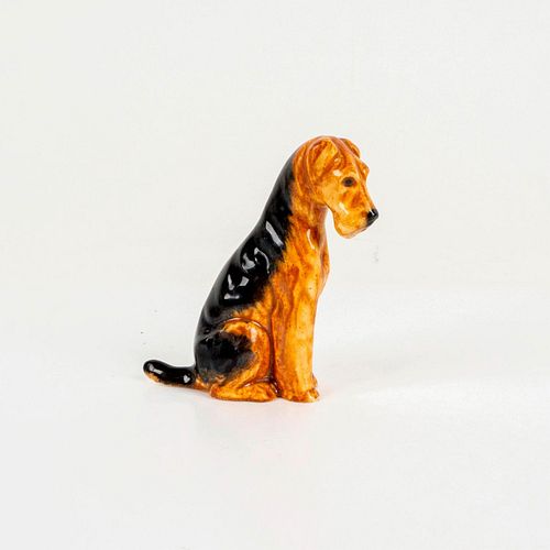 ROYAL WORCESTER PORCELAIN DOG FIGURINEHand 393cbb