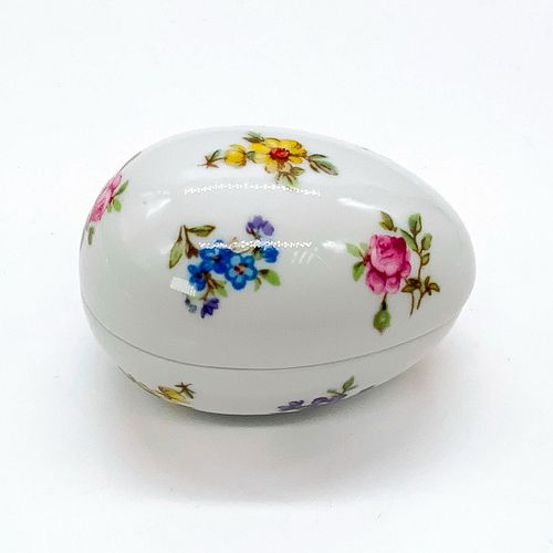 ROCHARD LIMOGES PORCELAIN LIDDED