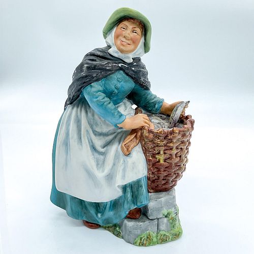 OLD MEG - HN2494 - ROYAL DOULTON