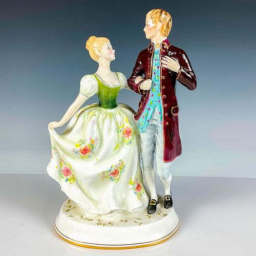 YOUNG LOVE HN2735 - ROYAL DOULTON FIGURINEArtist: