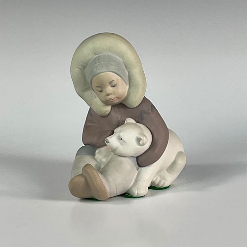 ESKIMO PLAYING 1012097 - LLADRO PORCELAIN