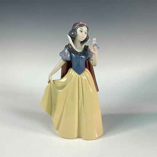 SNOW WHITE WITH BACKSTAMP 1007555 394236