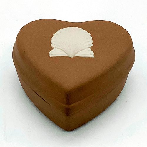 WEDGWOOD JASPERWARE HEART BOX BROWN