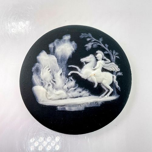 WEDGWOOD JASPERWARE DIP MEDALLIONBlack