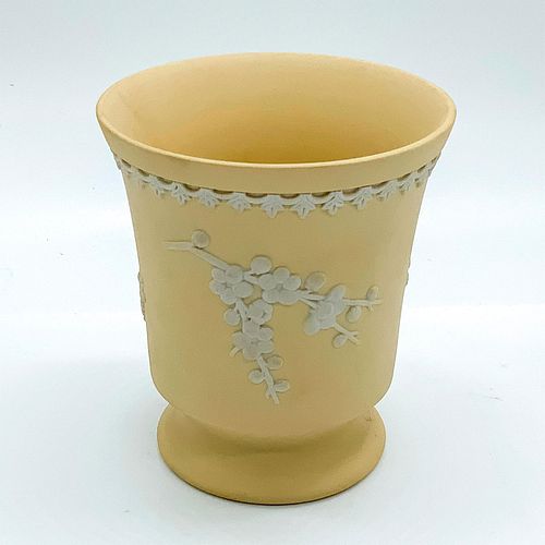 WEDGWOOD JASPERWARE CUP YELLOW AND WHITE