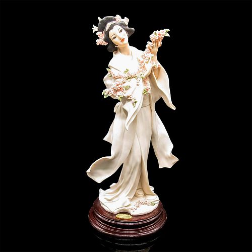 GIUSEPPE ARMANI FIGURINE, MADAME BUTTERFLY