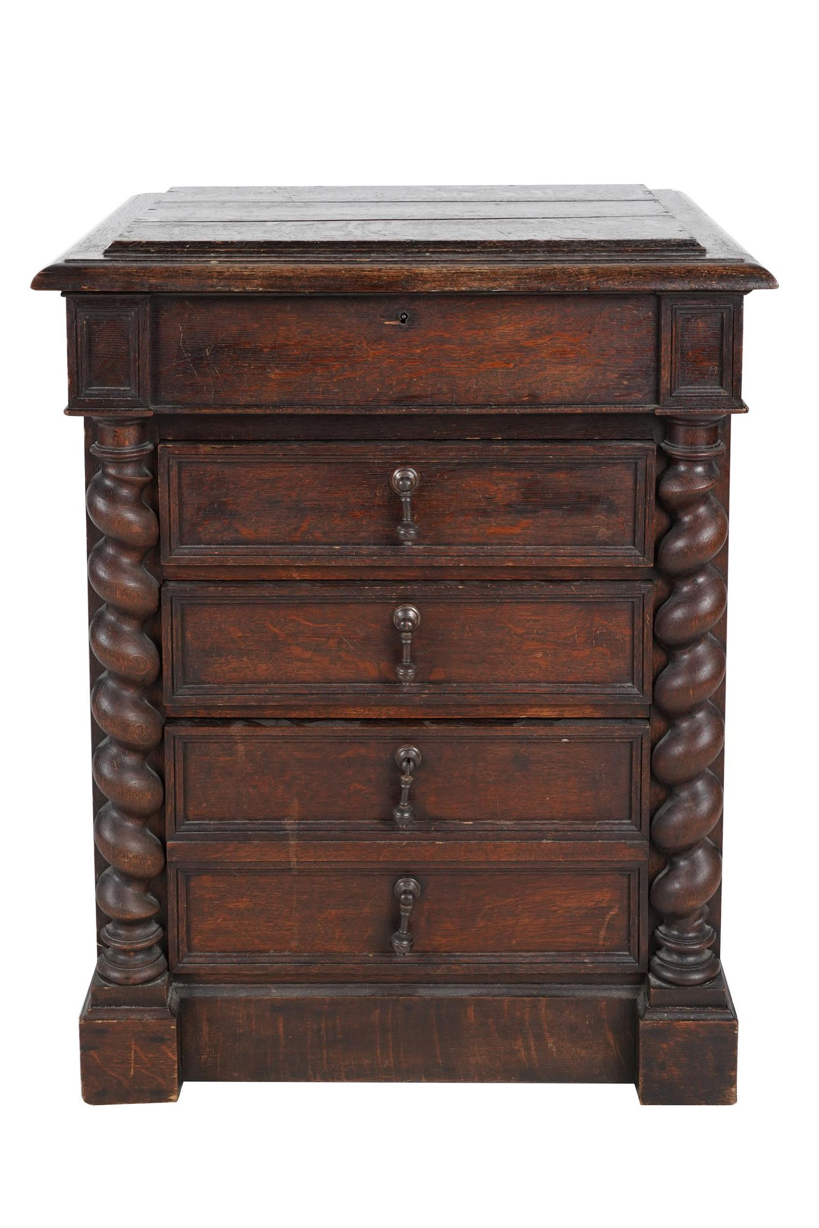 ITALIAN BAROQUE STYLE OAK CHEST 3971f9