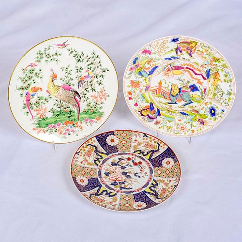 3 DECORATIVE COLLECTORS PLATES: