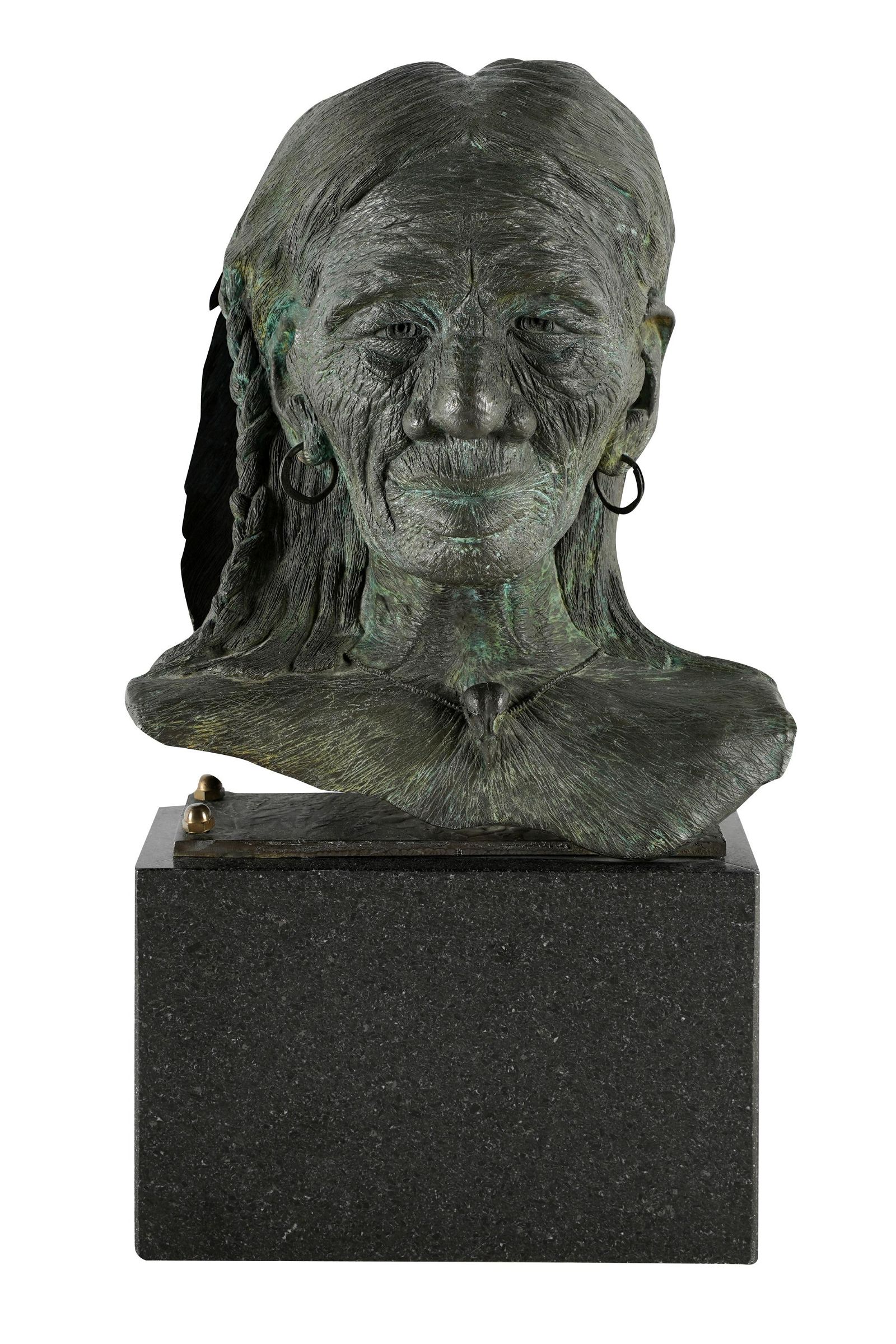 20TH CENTURY BUST OF A NATIVE 3974c8