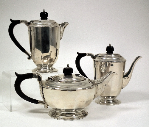 An Elizabeth II silver five piece tea