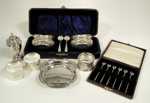 A pair of George V silver oval