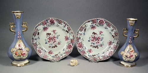 A pair of 18th Century Famille 397738