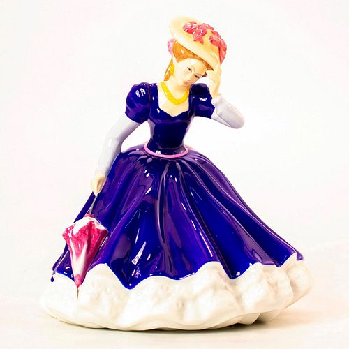 MARY HN4802 ROYAL DOULTON FIGURINEBone 3978b7