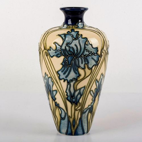 MOORCROFT POTTERY VASE, BLUE IRISCream