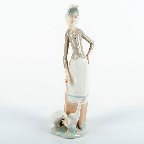 GIRL W GEESE 1001035 LLADRO PORCELAIN 397bcc