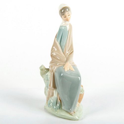 NAO BY LLADRO FIGURINE SHEPHERDESS 397c4b