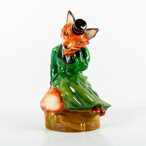 ASHLEY EARTHENWARE FIGURINE MRS 397c5f