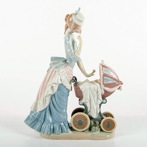 BABY'S OUTING 1004938 - LLADRO